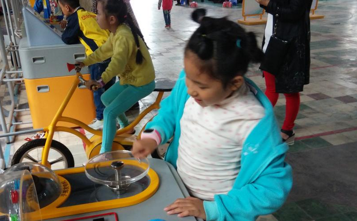 <a href='http://www.ufjjt.com/news/company/317.html' target='_blank'><u>校園科技館</u></a>